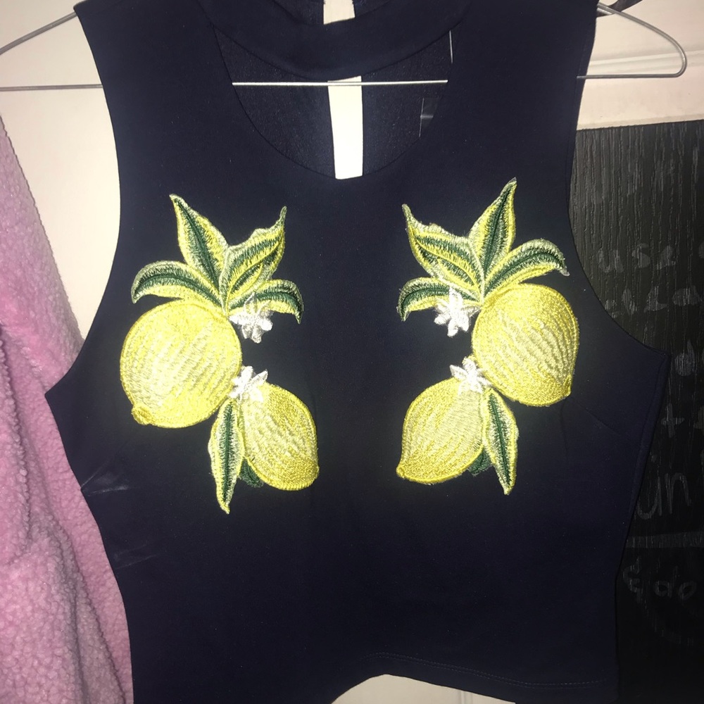 navy blouse with lemons